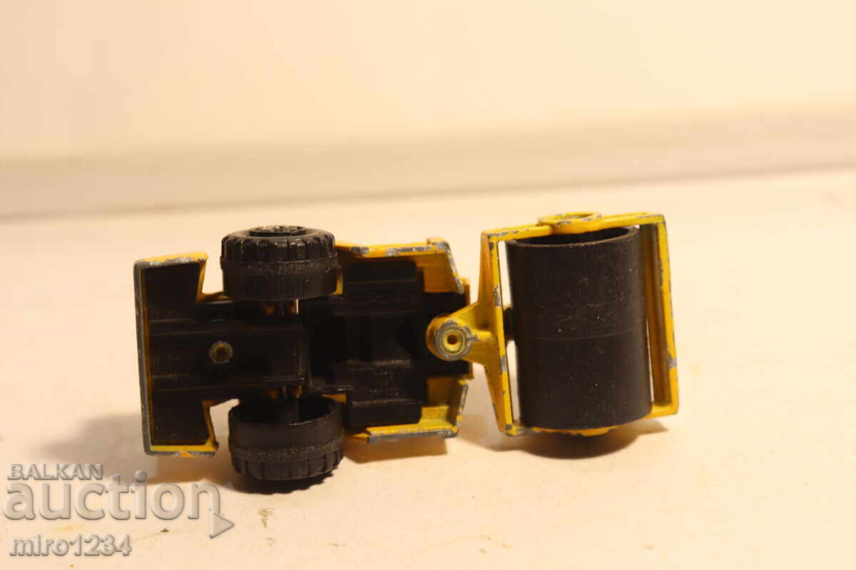 1/64?? MAJORETTE ROAD ROLLER CONSTRUCTION VEHICLE DIECAST MODEL - 5 1/64?? MAJORETTE ROAD ROLLER CONSTRUCTION VEHICLE DIECAST MODEL - 5