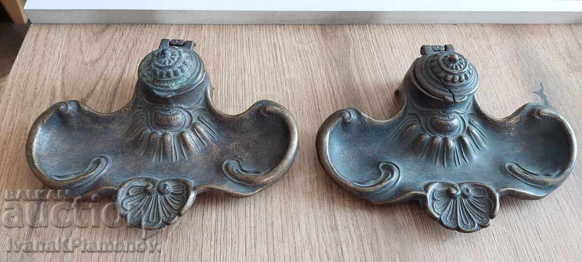 Călimări vintage din bronz, două bucăți, pentru colecționari