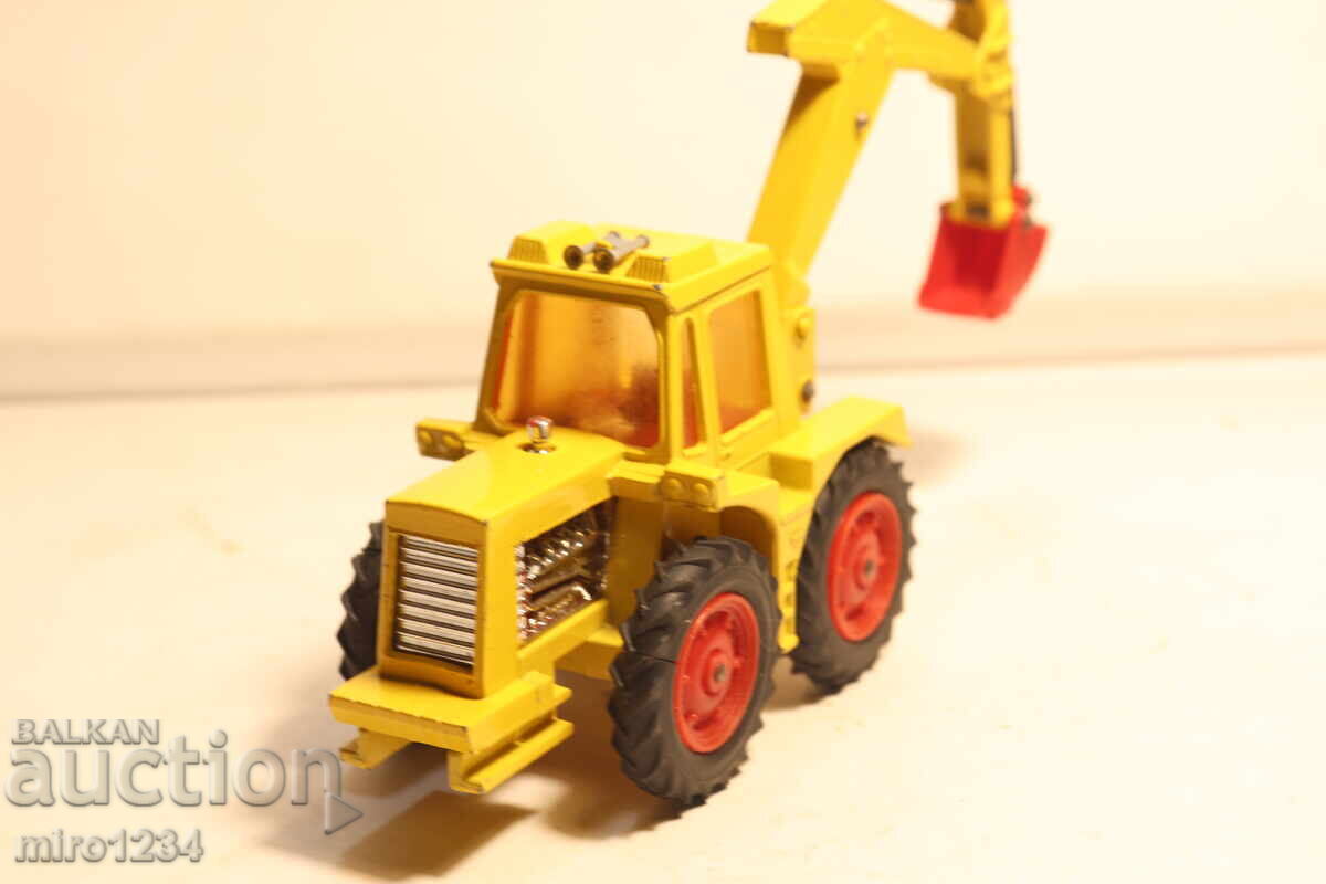 MATCHBOX KING SIZE ΜΟΝΤΕΛΟ ΕΚΣΚΑΦΕΑΣ ΤΡΑΚΤΕΡ ΦΟΡΤΗΓΟ με τιμή € 0.01 | 0.02 BGN