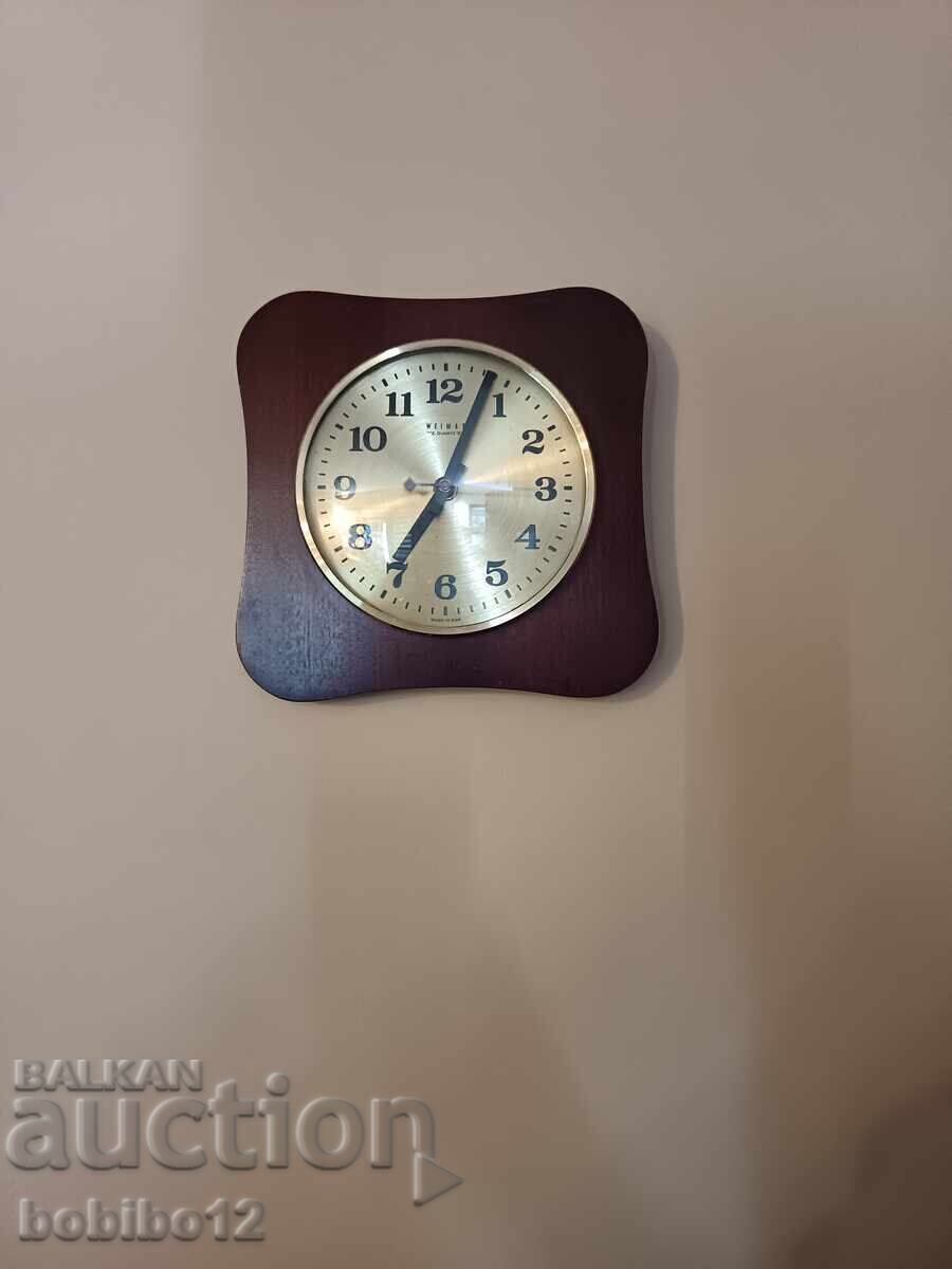 Old German wall clock WEIMAR Old German wall clock WEIMAR