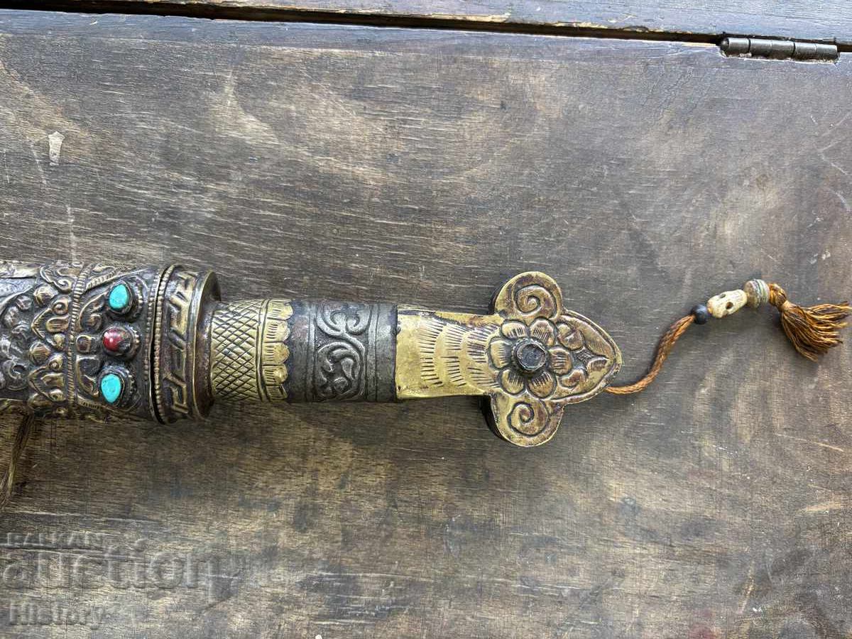 Antique Tibetan ritual dagger with price € 450.00 | 880.13 BGN