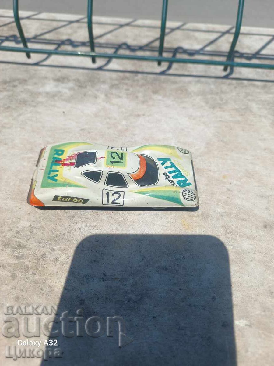 OLD RUSSIAN METAL TOY CAR with price € 30.00 | 58.68 BGN