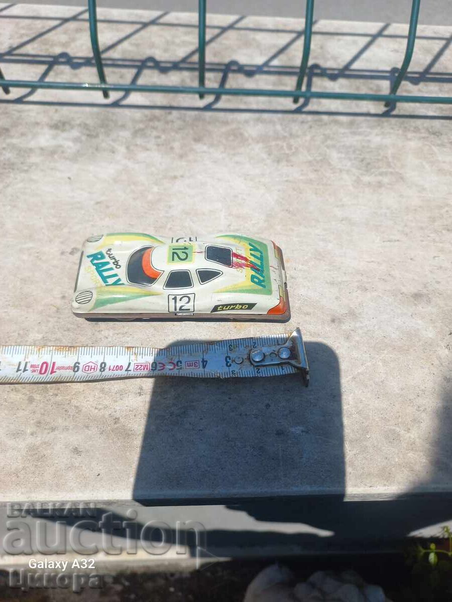 Auction  OLD RUSSIAN METAL TOY CAR