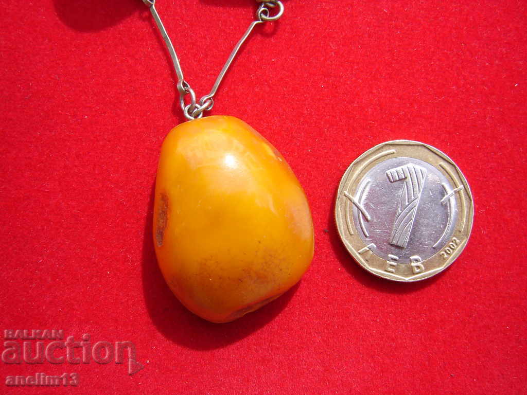 Auction  OLD NECKLACE NATURAL BALTIC ROYAL EGG AMBER