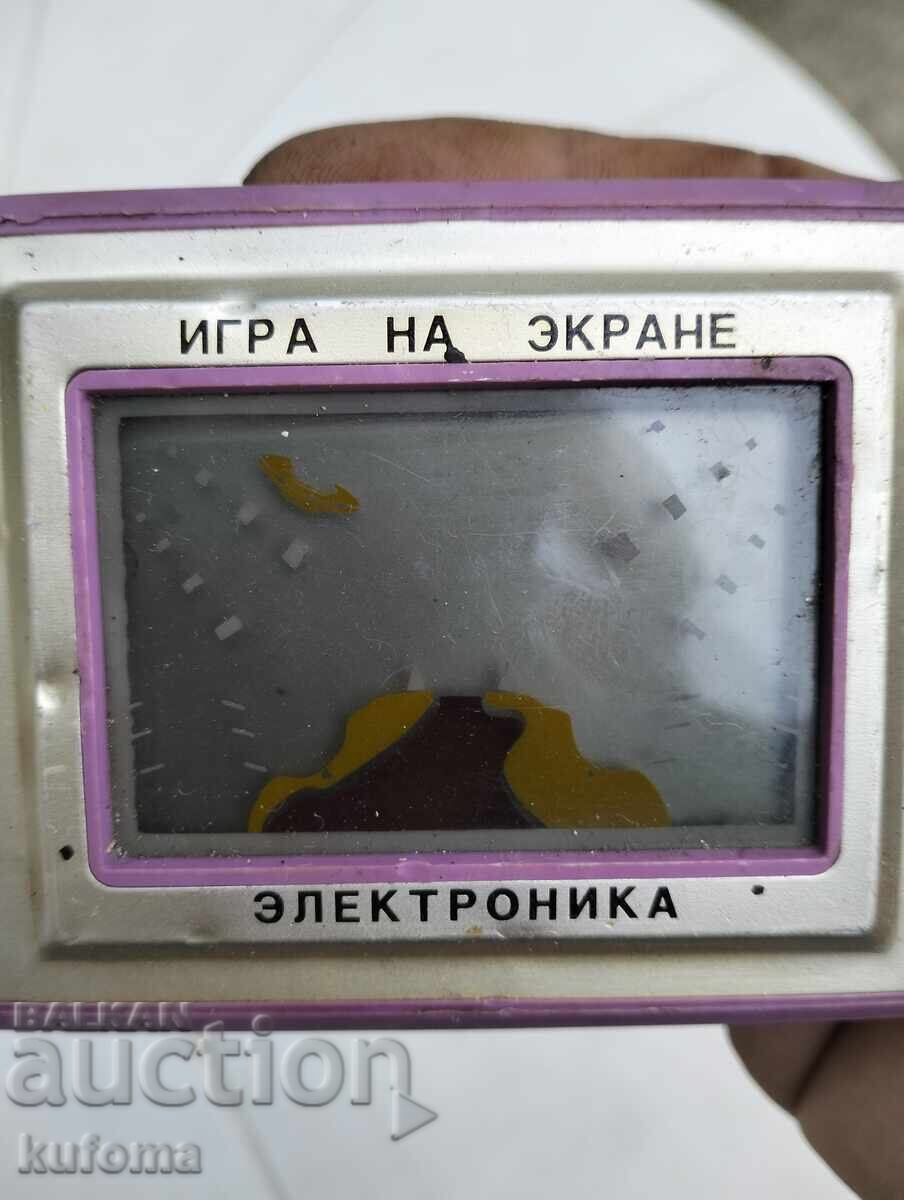 Old electronic game with price € 34.99 | 68.43 BGN