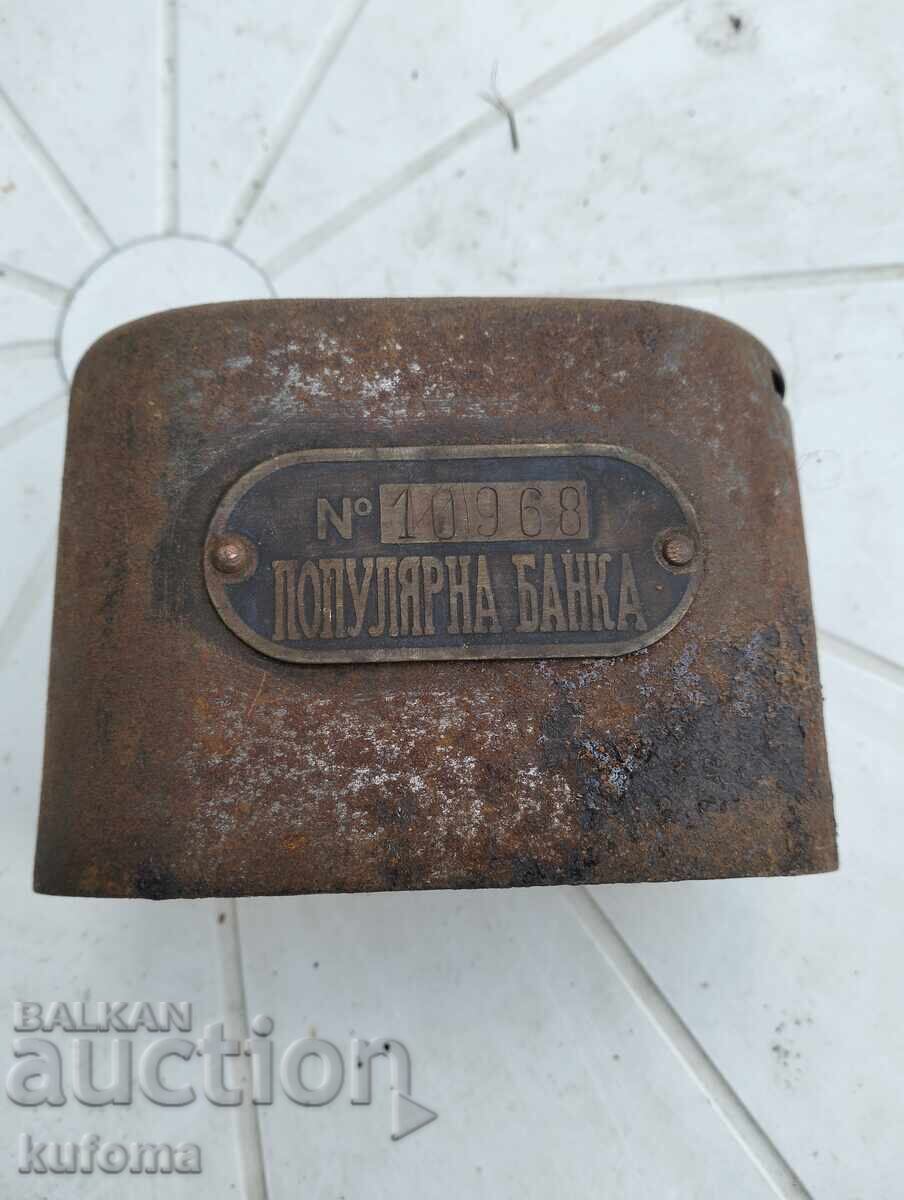 Παλιός κουμπαράς Λαϊκής Τράπεζας με τιμή € 29.99 | 58.66 BGN