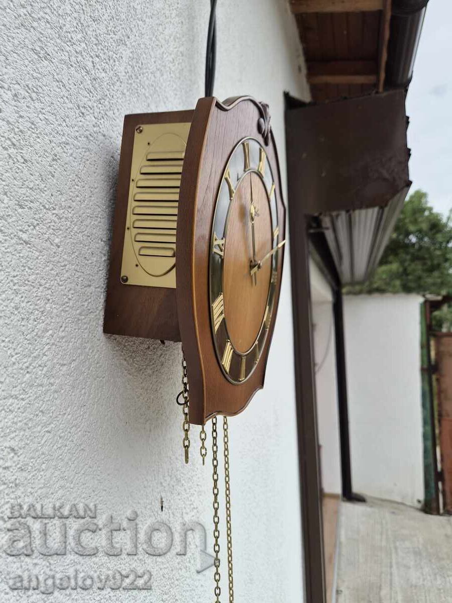 Delivery of JUNGHANS German wall clock