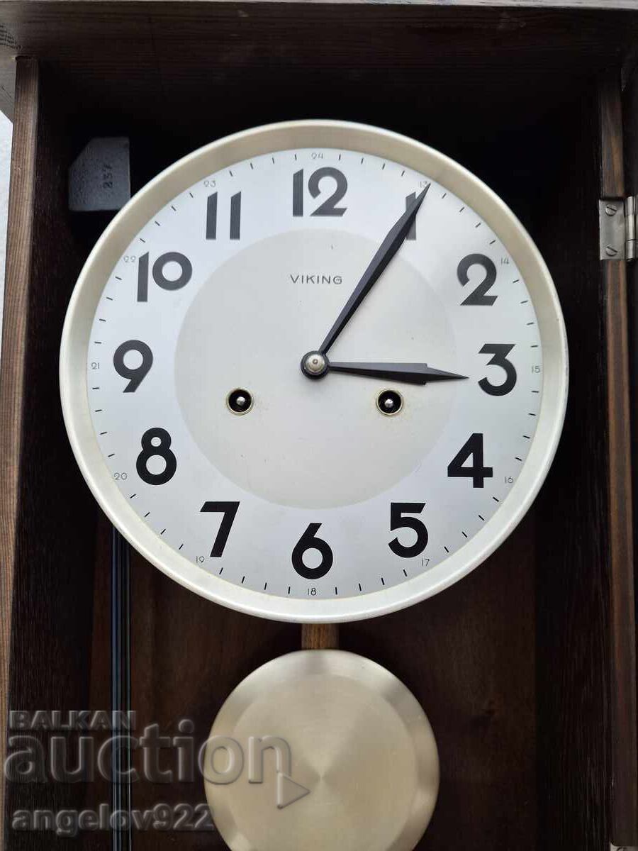 Licitație JUNGHANS Ceas de perete german