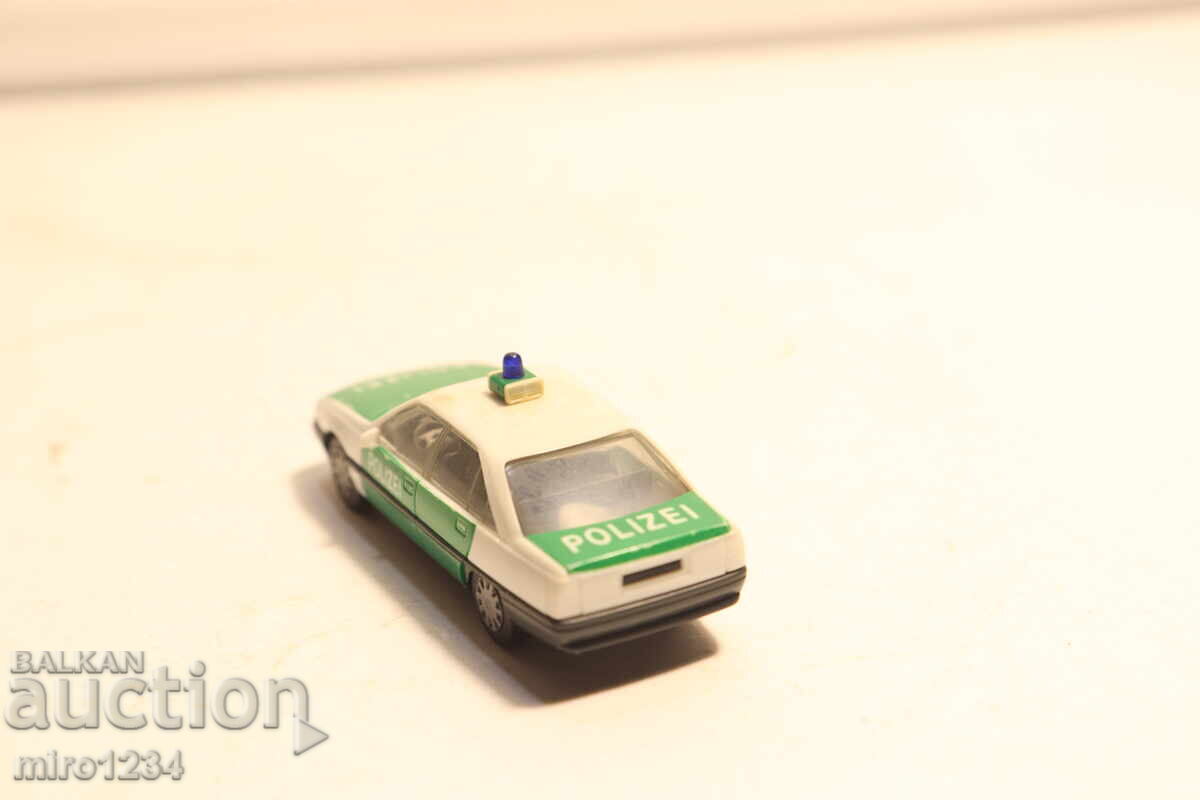 Livrarea H0 1/87 HERPA OPEL OMEGA POLIȚIE MODEL MAȘINUȚĂ Livrarea H0 1/87 HERPA OPEL OMEGA POLIȚIE MODEL MAȘINUȚĂ
