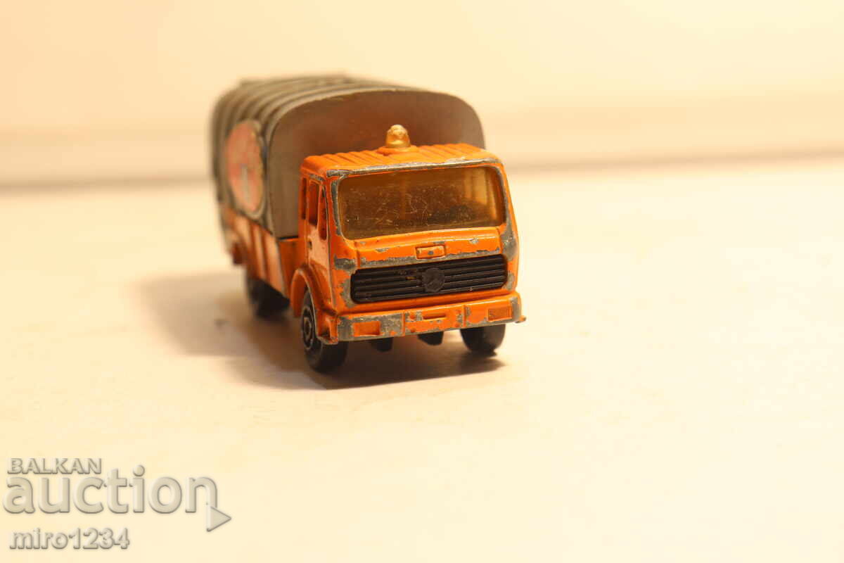 MAJORETTE MERCEDES BENZ CAMION MAȘINUȚĂ MODEL cu preț € 2.00 | 3.91 BGN MAJORETTE MERCEDES BENZ CAMION MAȘINUȚĂ MODEL cu preț € 2.00 | 3.91 BGN
