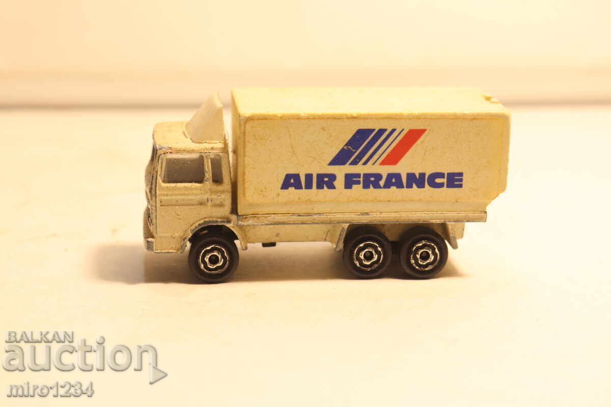 MAJORETTE  AIR FRANCE    КАМИОН   КОЛИЧКА  МОДЕЛ