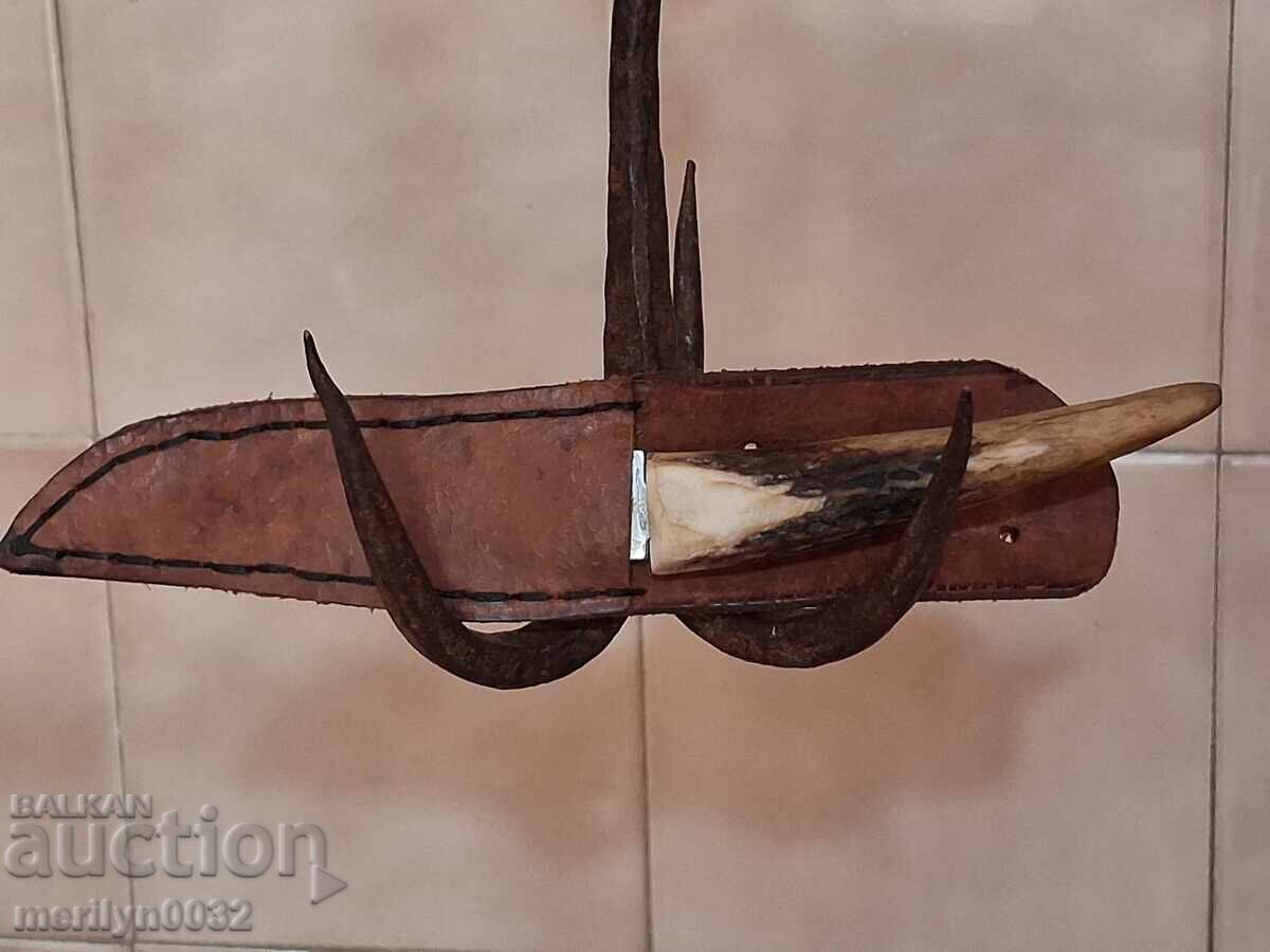 Κυνηγετικό μαχαίρι με λαβή από ελαφοκέρατο με τιμή € 42.96 | 84.02 BGN
