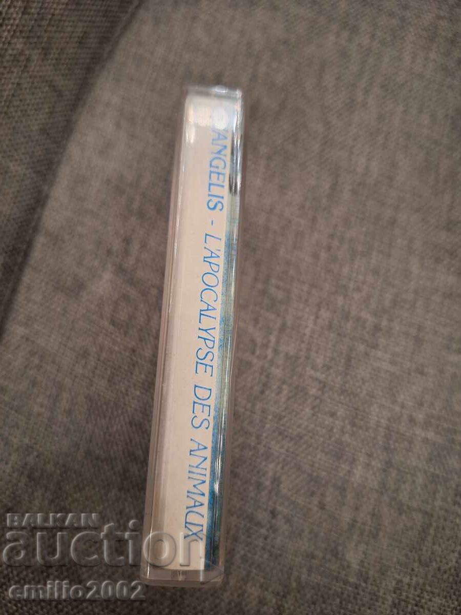 Casetă audio - Vangelis cu preț € 1.49 | 2.91 BGN