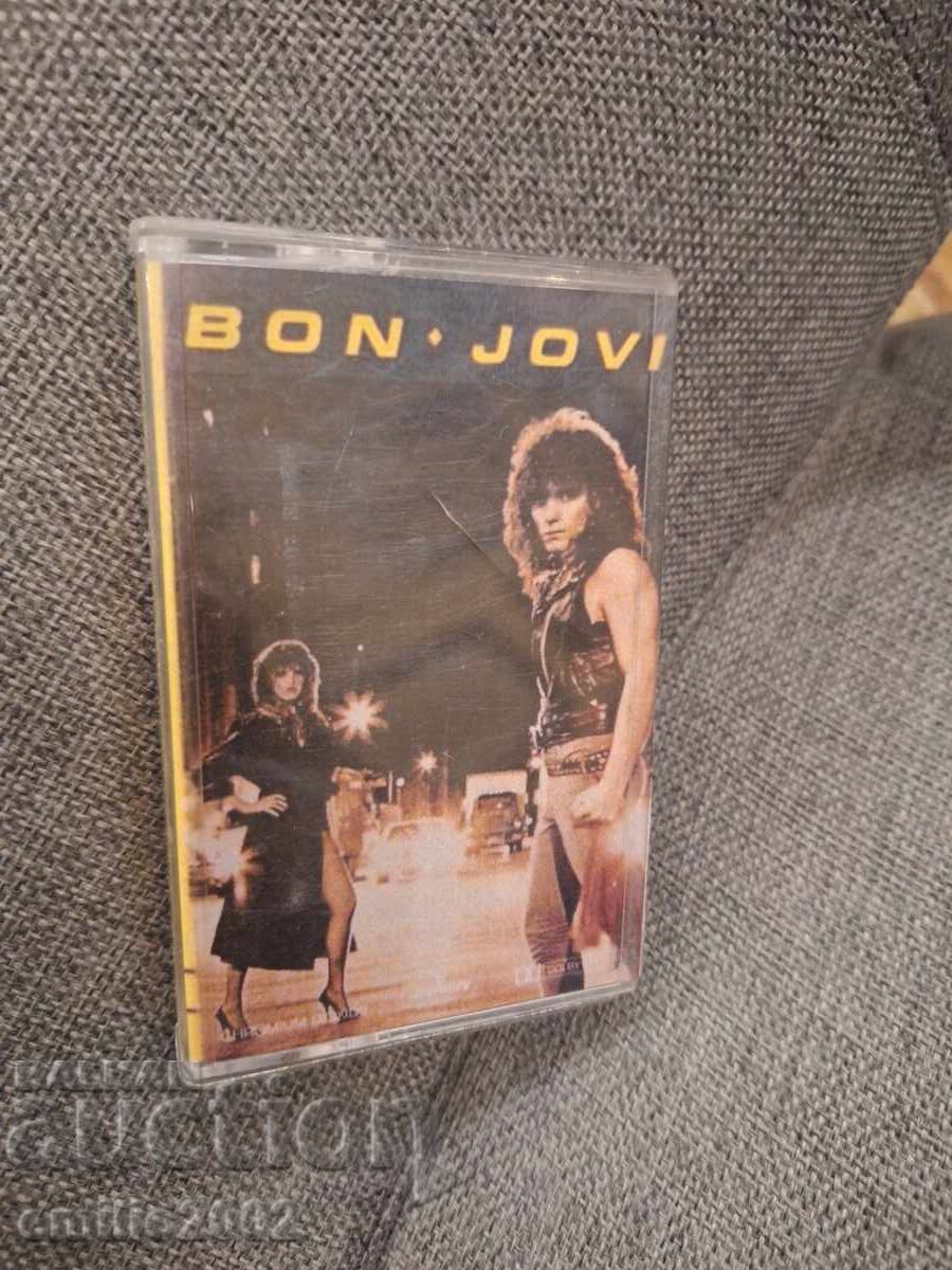 Аудио касета - Bon Jovi Аудио касета - Bon Jovi