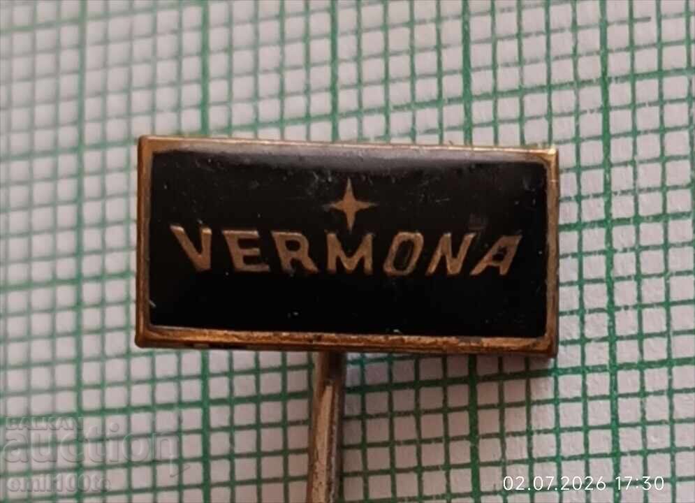 Значка- VERMONA производител на музикални инструменти ГДР