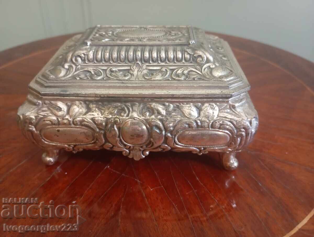 Cutie de bijuterii vintage