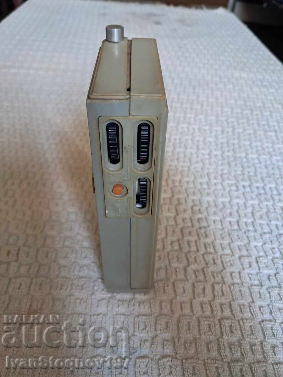 Ratio. Tranzistor cu preț € 20.00 | 39.12 BGN