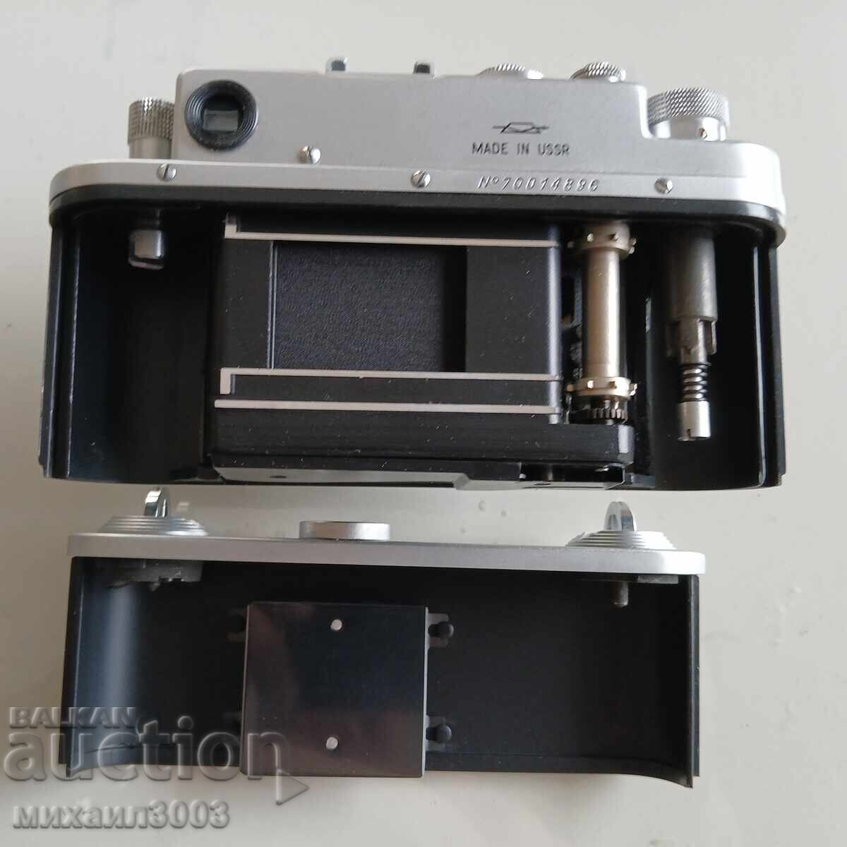 VINTAGE RUSSIAN CAMERA ZORKI 4 IN EXCELLENT CONDITION WORKS - 6