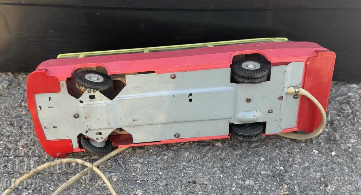 Livrarea Jucărie de plastic veche model autobuz polonez pe baterii