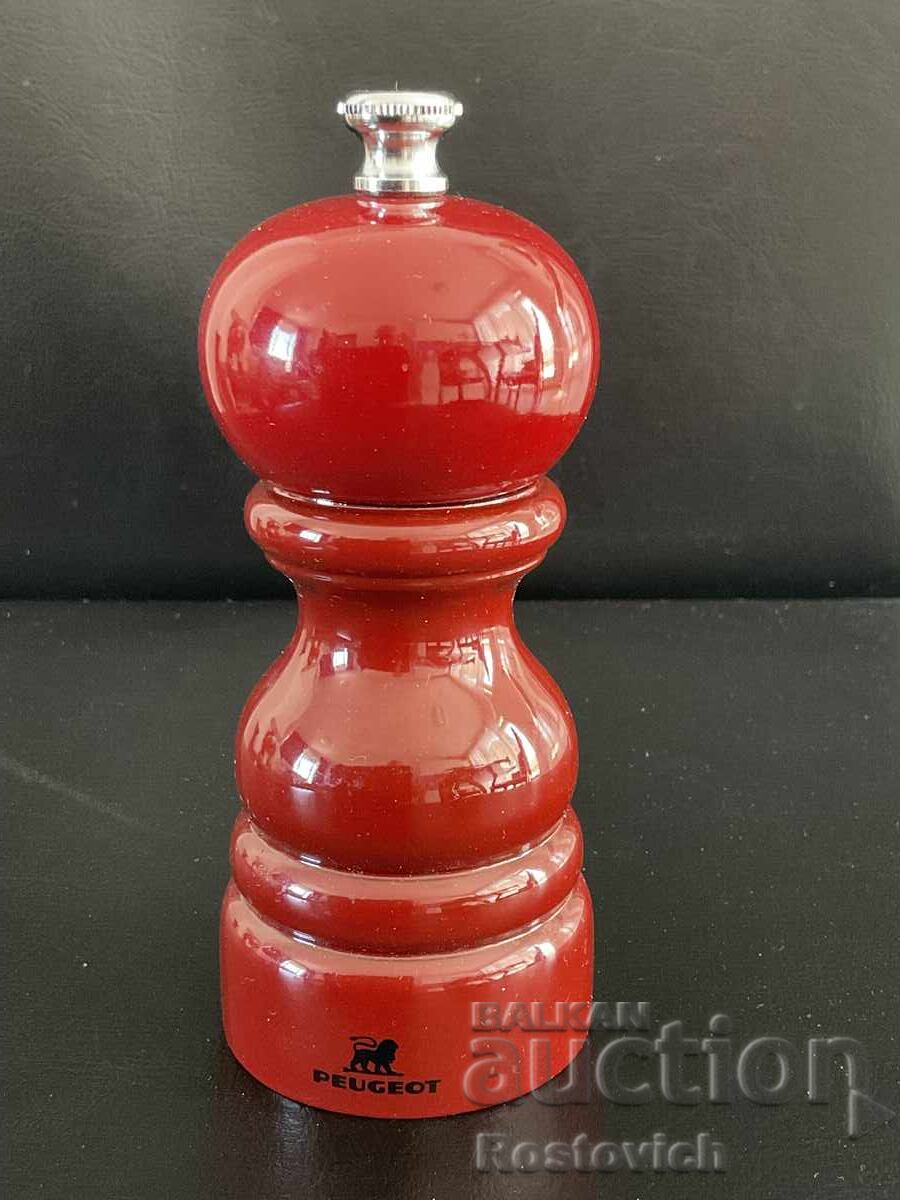 Peugeot Freres salt shaker, France