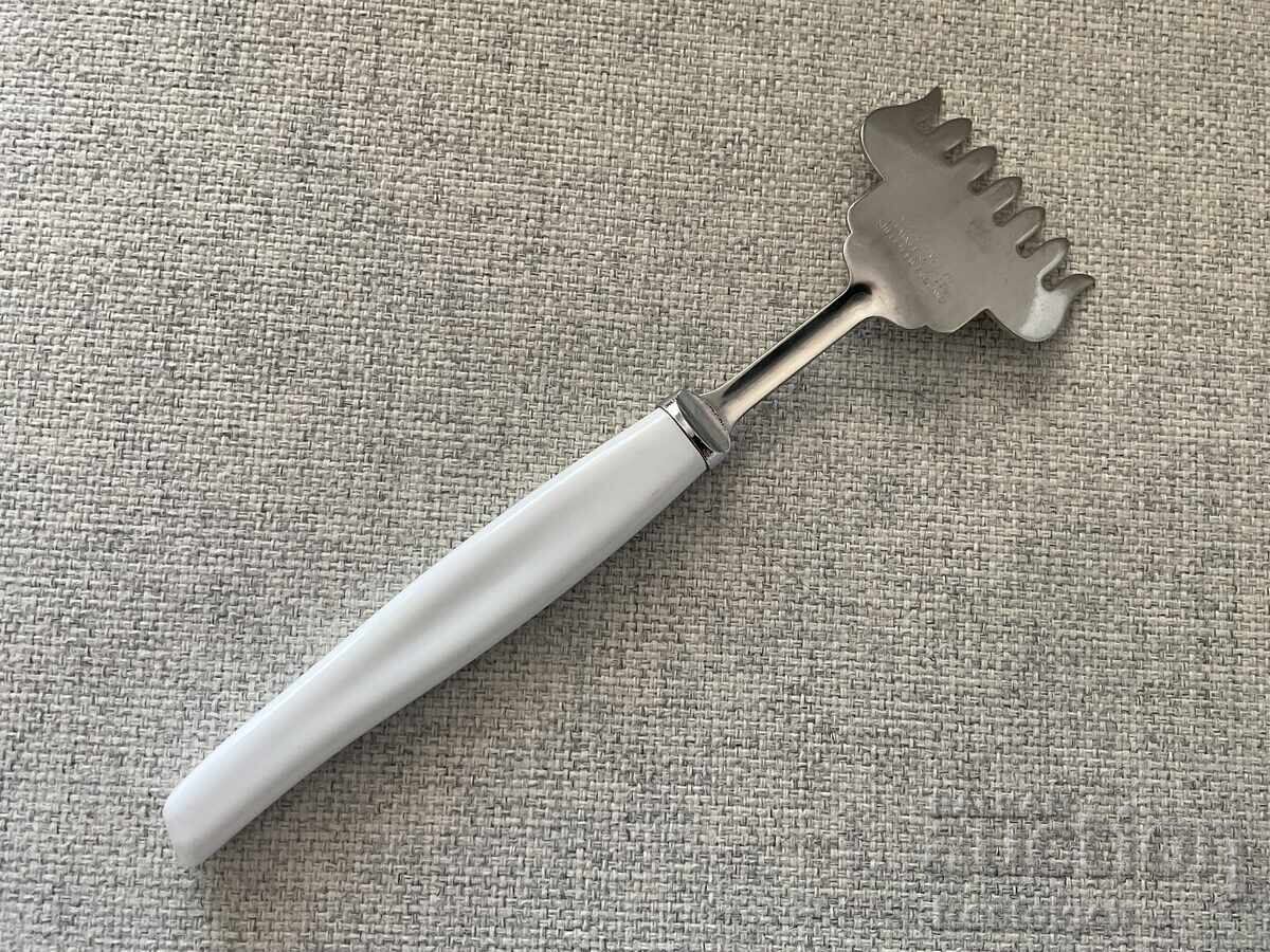 Serving fork for sardines or other seafood. GB with price € 9.00 | 17.60 BGN
