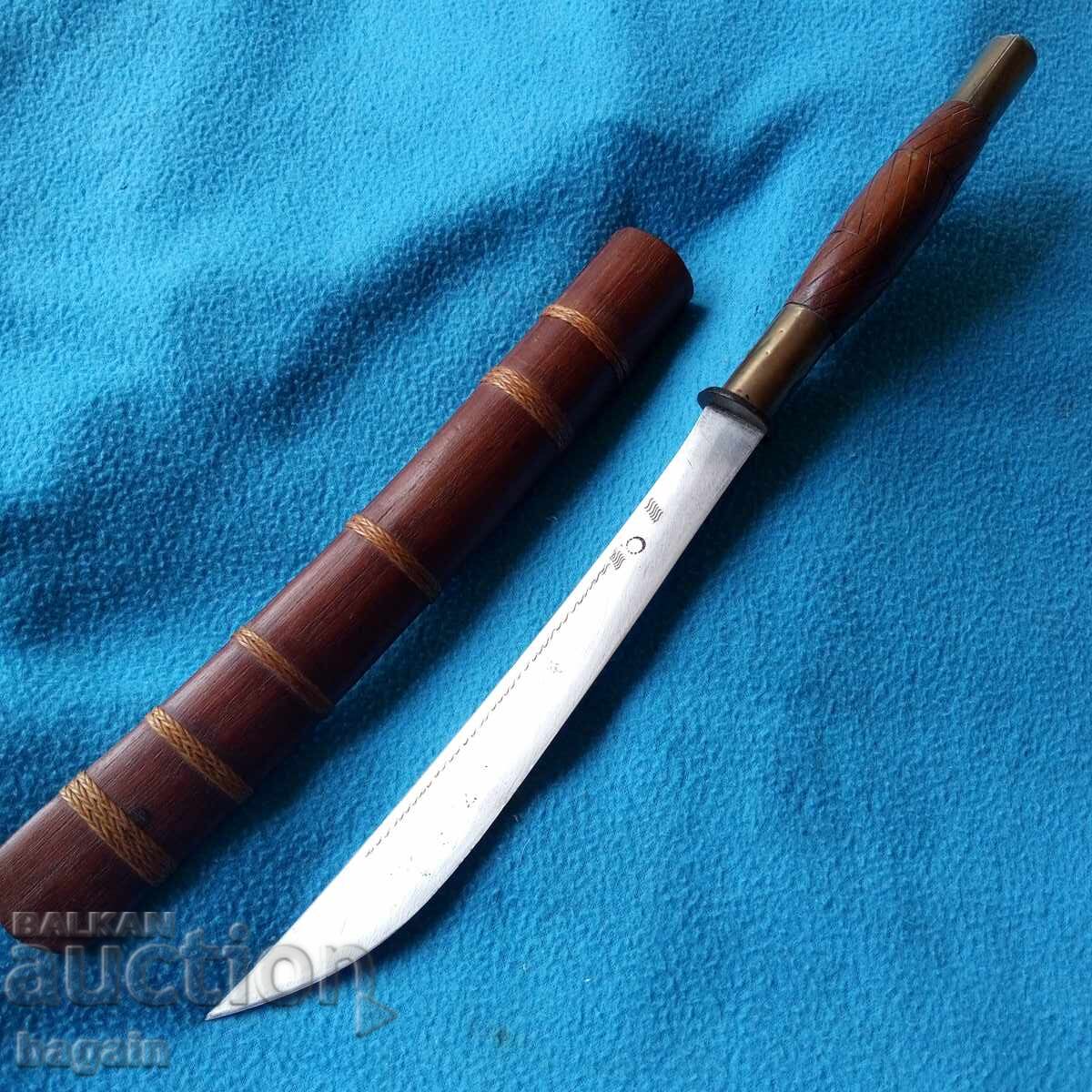 Burmese sword, saber, dha Burmese sword, saber, dha