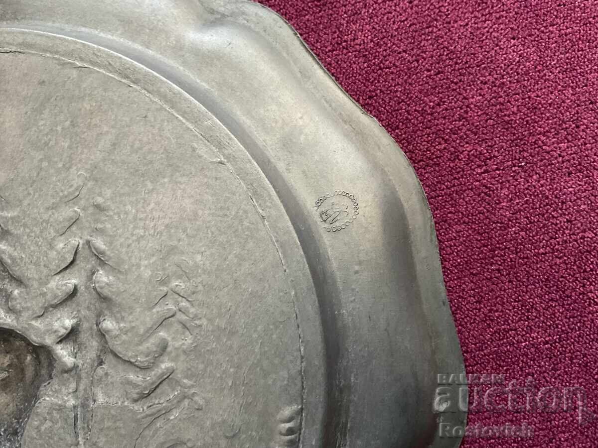 Plates with hunting themes, Germany - 5