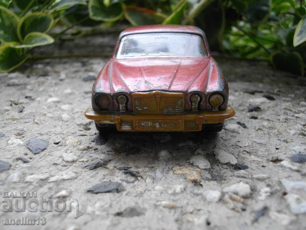 Auction  MATCHBOX BULGARIA JAGUAR XJ 12 MATCHBOX