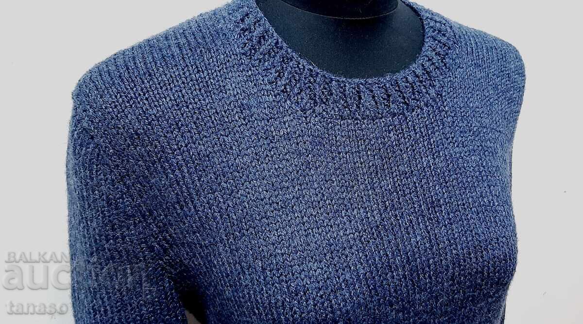 Vintage hand-knitted dress – blue – wool blend – size L with price € 18.00 | 35.21 BGN Vintage hand-knitted dress – blue – wool blend – size L with price € 18.00 | 35.21 BGN