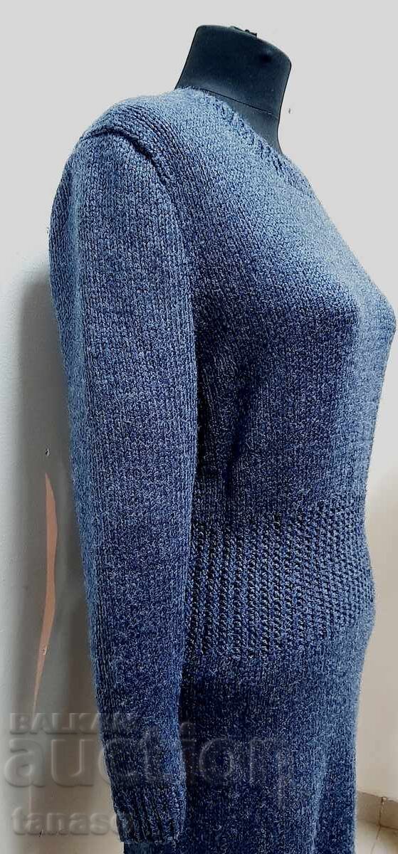 Auction Vintage hand-knitted dress – blue – wool blend – size L Auction Vintage hand-knitted dress – blue – wool blend – size L