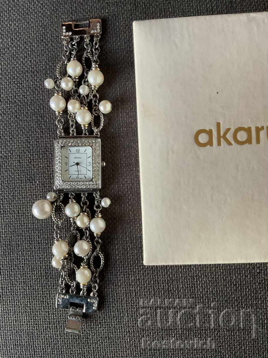 Auction  Women's watch "Akaru"