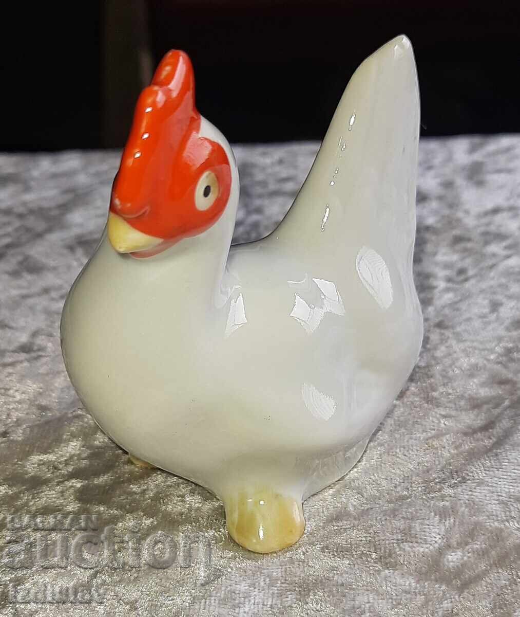 Порцеланова фигура кокошка,маркировка с цена € 25.00 | 48.90 лв.