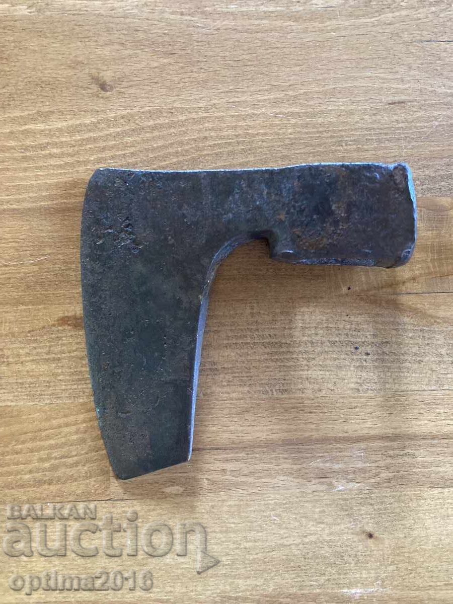 Small old hatchet with price € 9.00 | 17.60 BGN