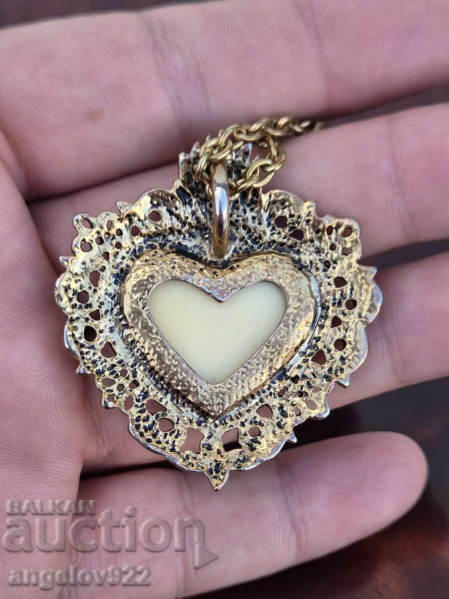 Delivery of Beautiful vintage necklace!!!
