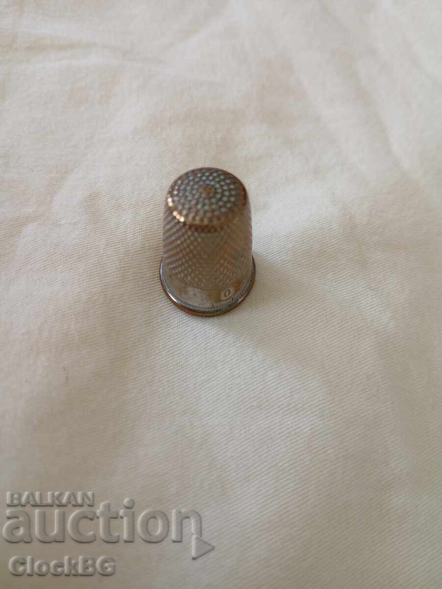 Antique silver thimble Antique silver thimble