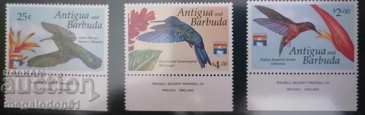 Antigua & Barbuda - hummingbird with price € 20.00 | 39.12 BGN