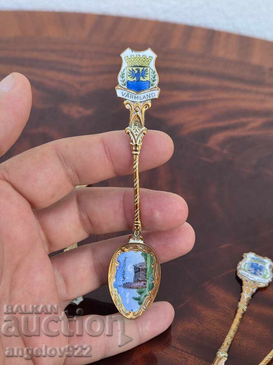 Delivery of Beautiful vintage spoons!!!