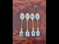 Beautiful vintage spoons!!!