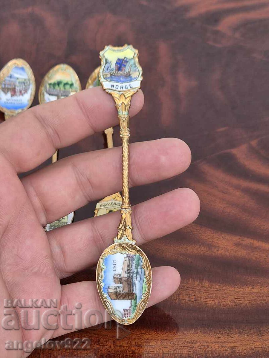 Όμορφα vintage κουταλάκια!!! με τιμή € 0.01 | 0.02 BGN Όμορφα vintage κουταλάκια!!! με τιμή € 0.01 | 0.02 BGN