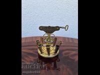 Sfeșnic vintage din bronz!!!