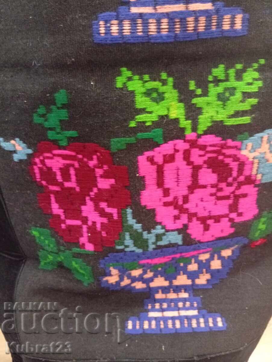 Northern Bulgarian shirt and apron - 5