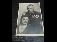 Fotografie-Poză veche-OFIȚER-UNIFORMĂ-ORDINE-MEDALII