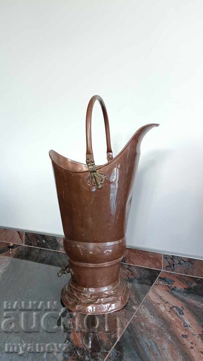 Vintage, suport pentru umbrele din cupru cu preț € 45.00 | 88.01 BGN
