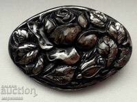 OLD BROOCH. GLASS