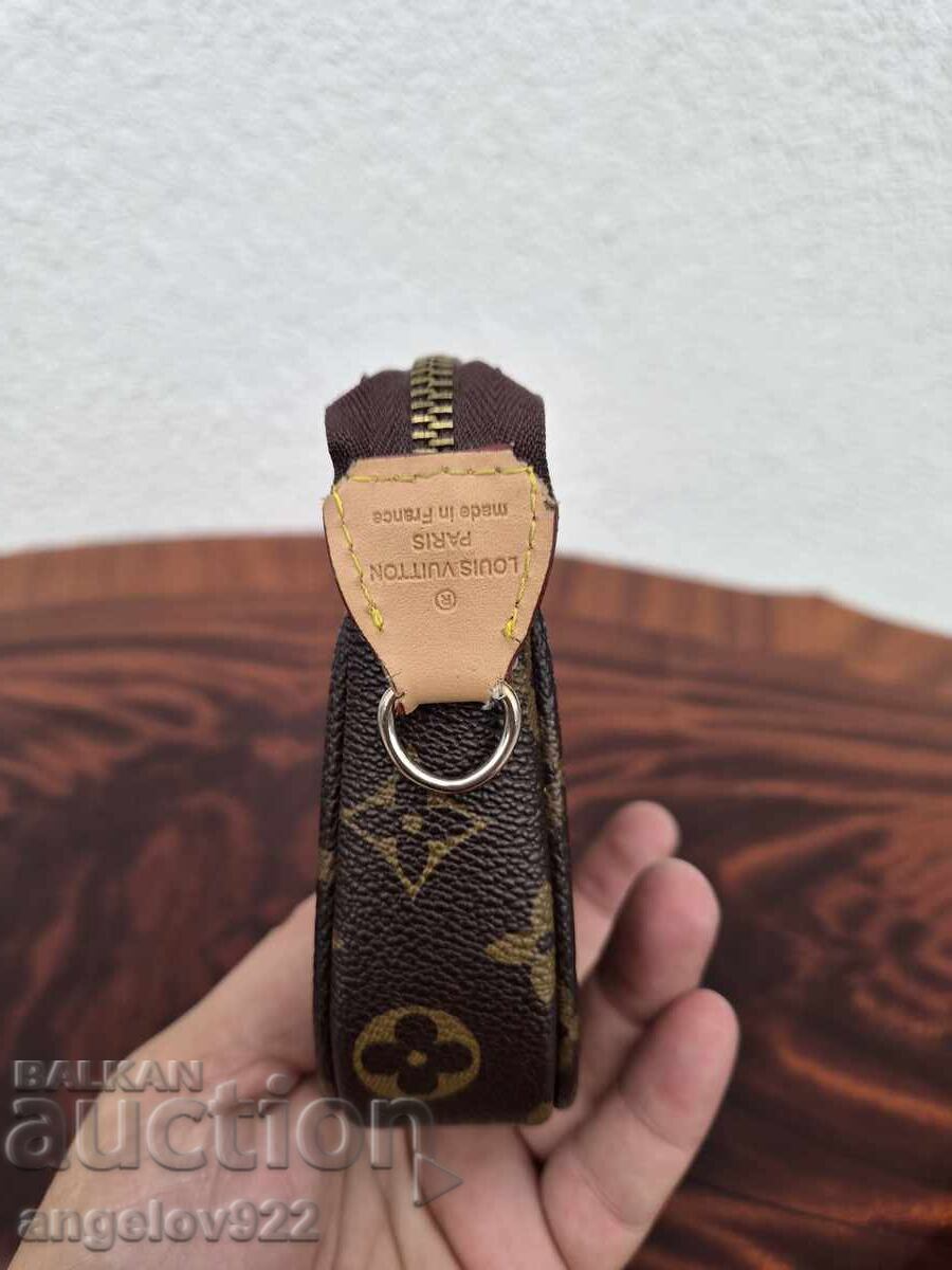 Livrarea Geantă Louis Vuitton replică!!! Livrarea Geantă Louis Vuitton replică!!!