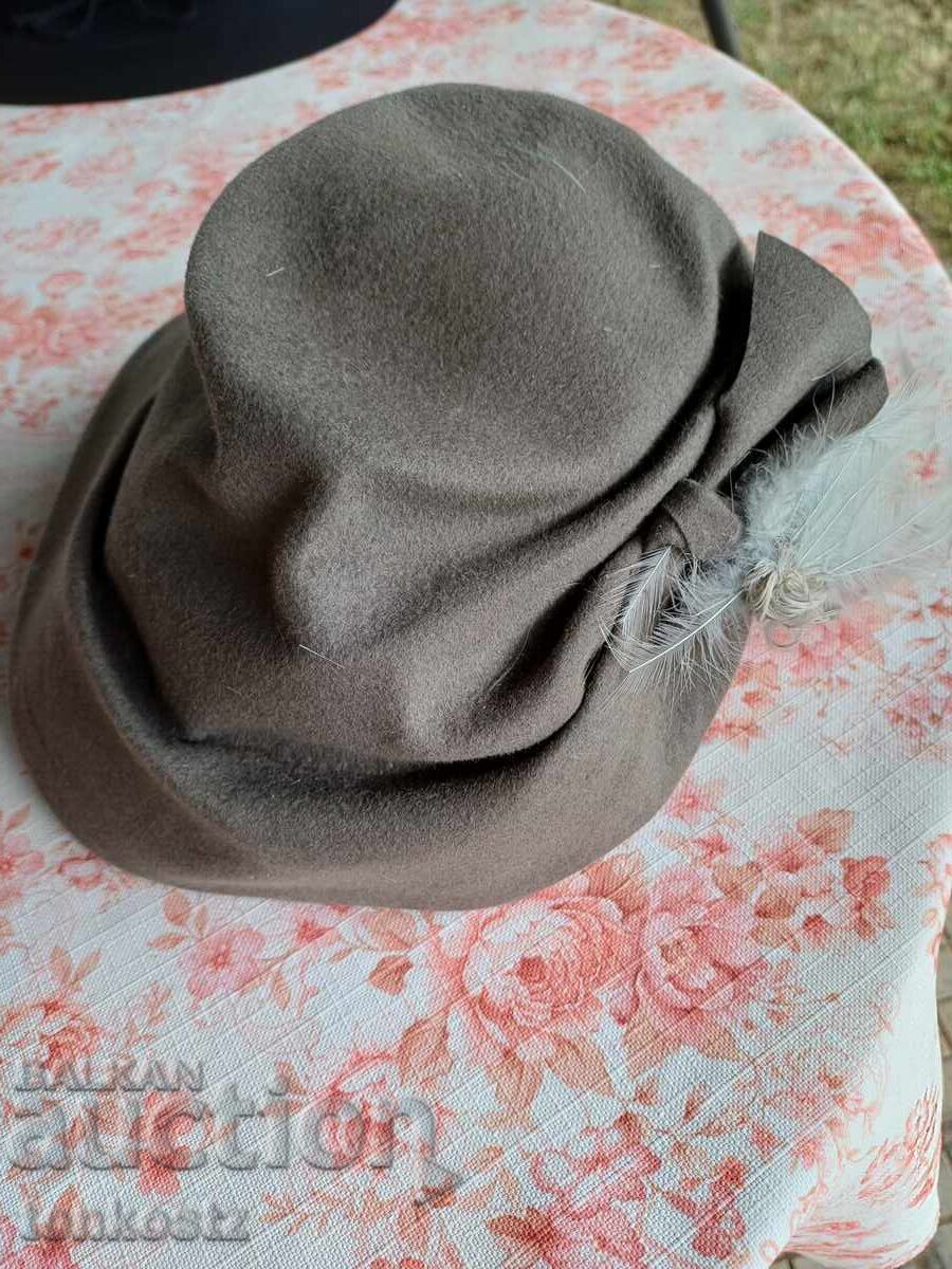 Дамска шапка  1930  40 г.