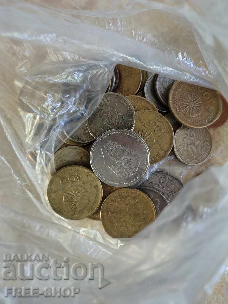 Coins about 3 kg - 6 Coins about 3 kg - 6