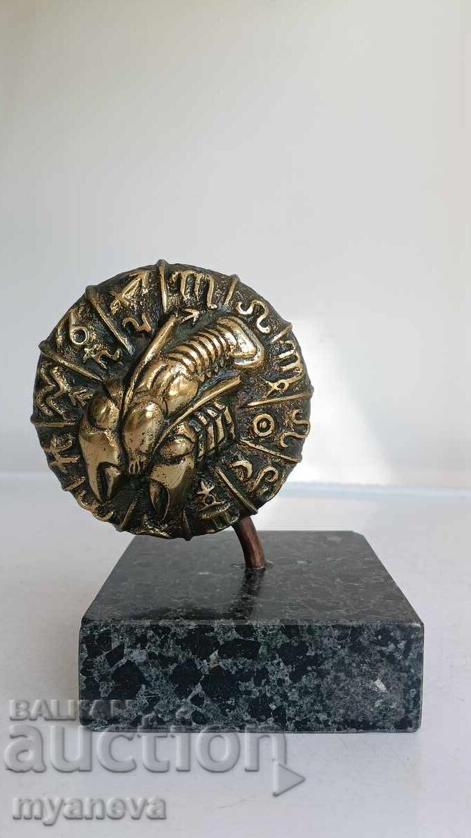 Licitație Zodia RAC, sculptură de autor, bronz masiv pe marmură Licitație Zodia RAC, sculptură de autor, bronz masiv pe marmură