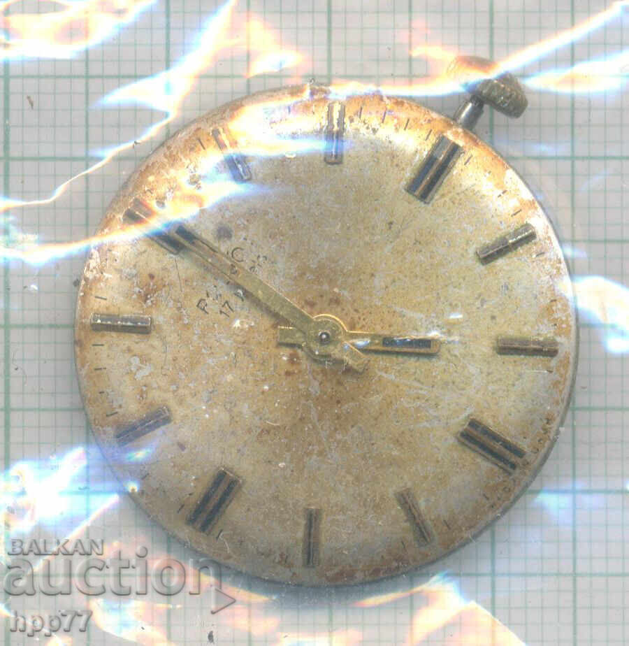 clock mechanism 110