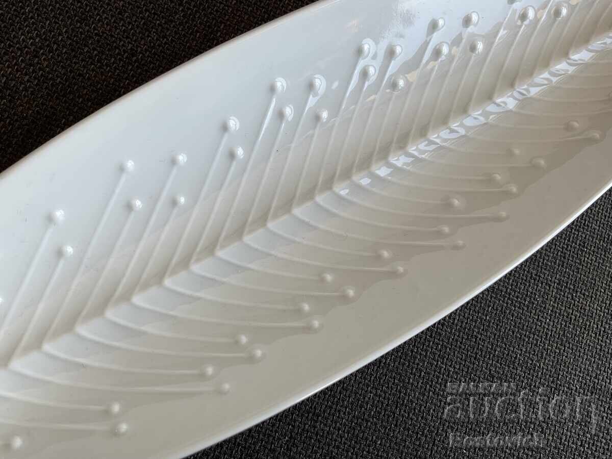 Чиния “Rosenthal”, серия “Karelia”, Тапио Вирккала. с цена € 44.00 | 86.06 лв.